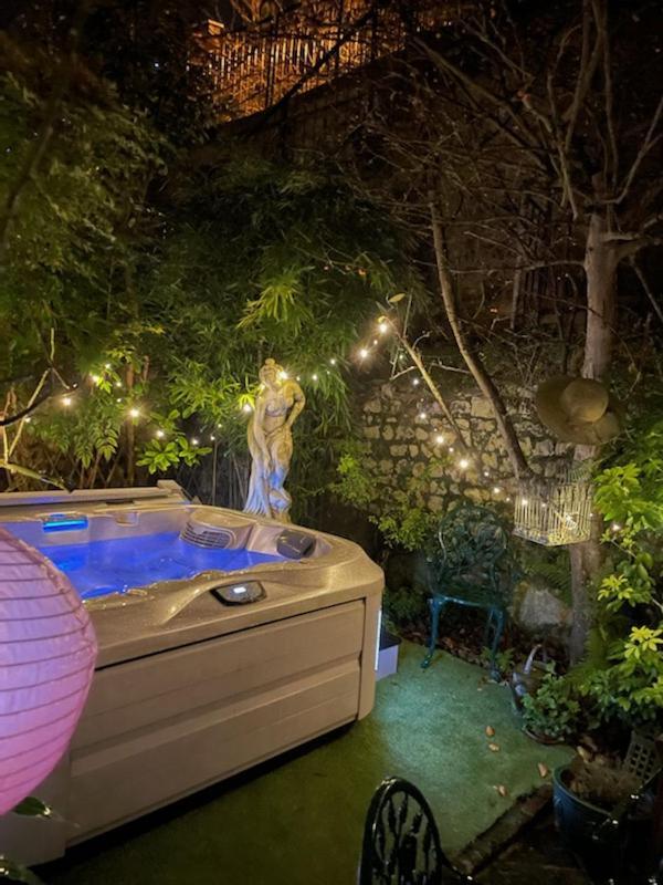 Lamaison Du Phare Honfleur Chambres D'Hotes Et Jacuzzi Prive Екстер'єр фото