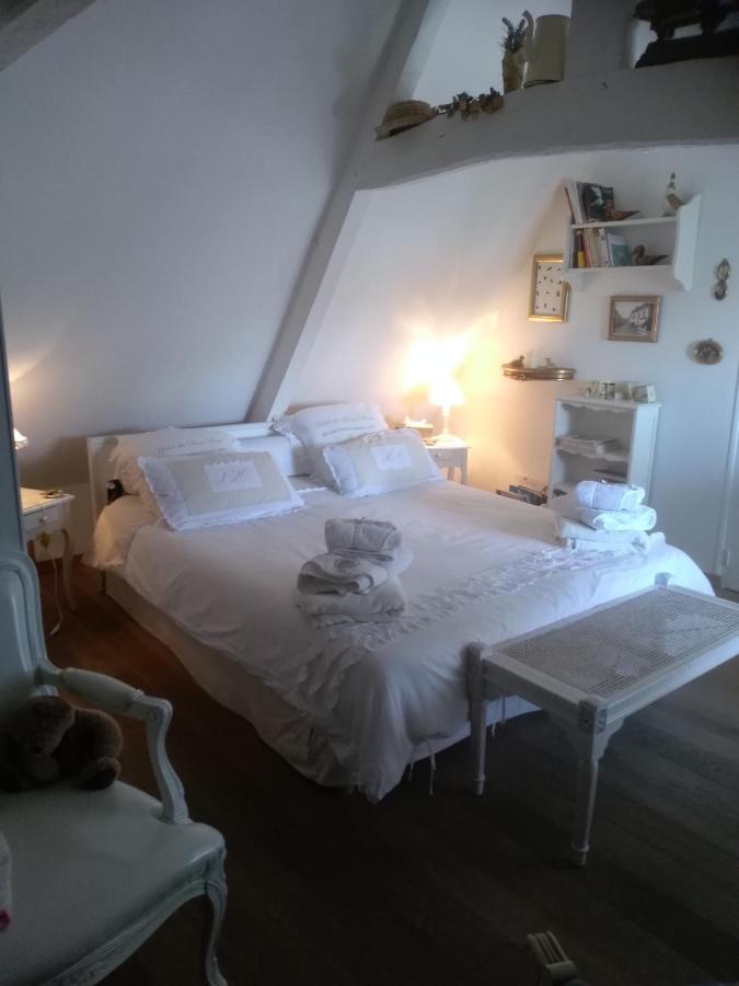 Lamaison Du Phare Honfleur Chambres D'Hotes Et Jacuzzi Prive Екстер'єр фото